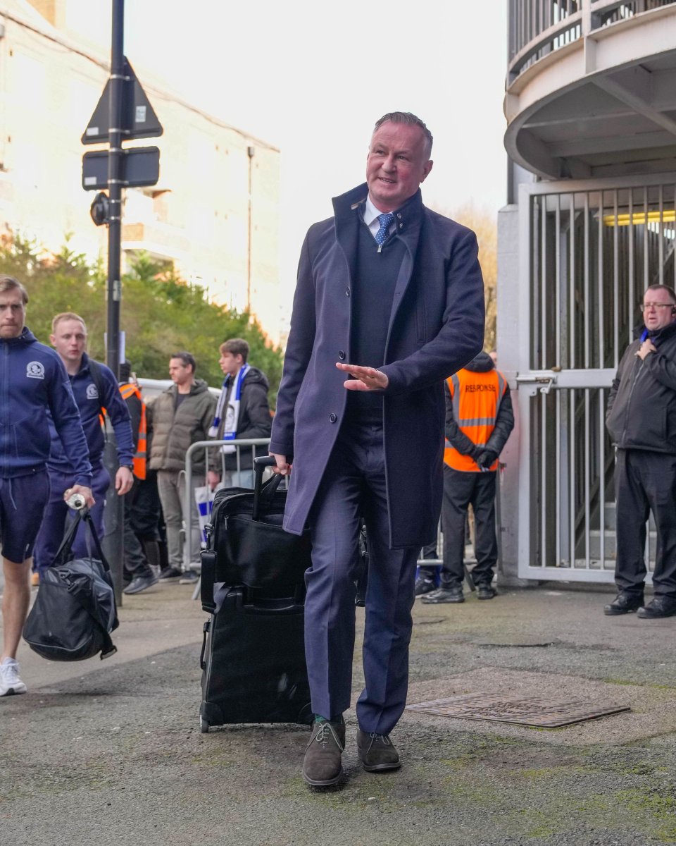 Rovers's tweet image. 𝐆𝐚𝐟𝐟𝐞𝐫 🫡

#QPRvROV | #Rovers 🔵⚪️