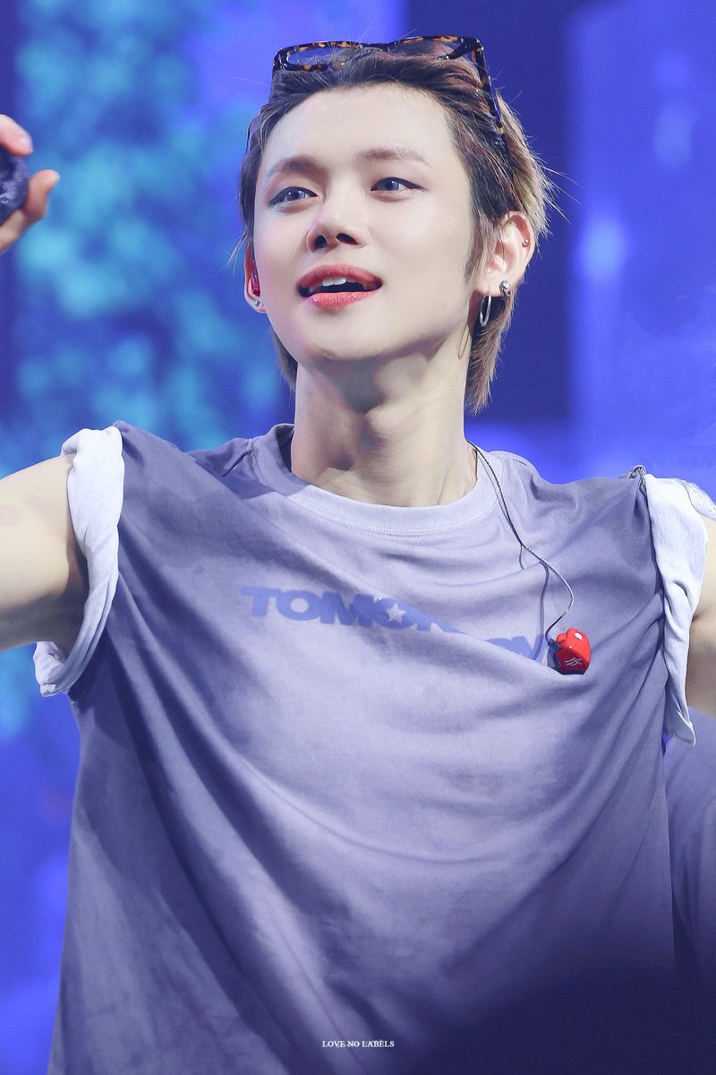 LOVE NO LABELS tweet media