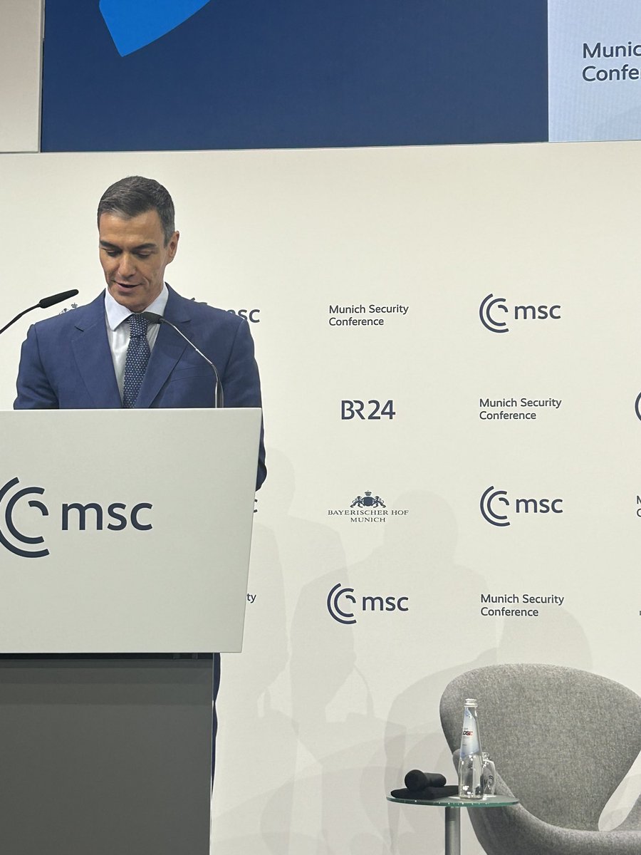 perejoanpons's tweet photo. Esta tarde escuchando al presidente @sanchezcastejon en la Conferencia de Seguridad de Múnich -#MunSecConf https://t.co/vgwYg4qfiG