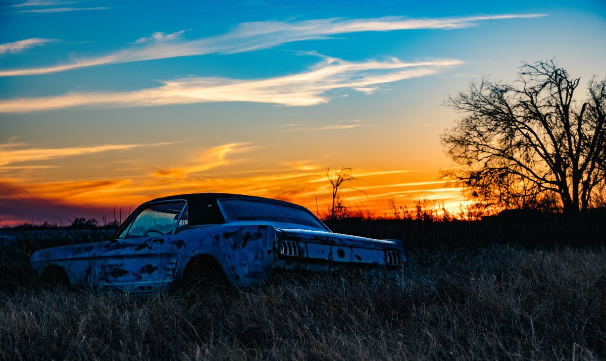TyRy's tweet image. Austin, Texas  

#fujifilm #fujifilm_xseries #streetphotography #photography #fuji #atx #texas #TEXASFINEST #austintexas #car #ford #Mustang