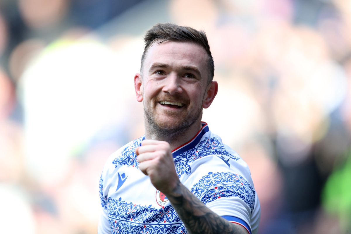 Reading FC tweet media