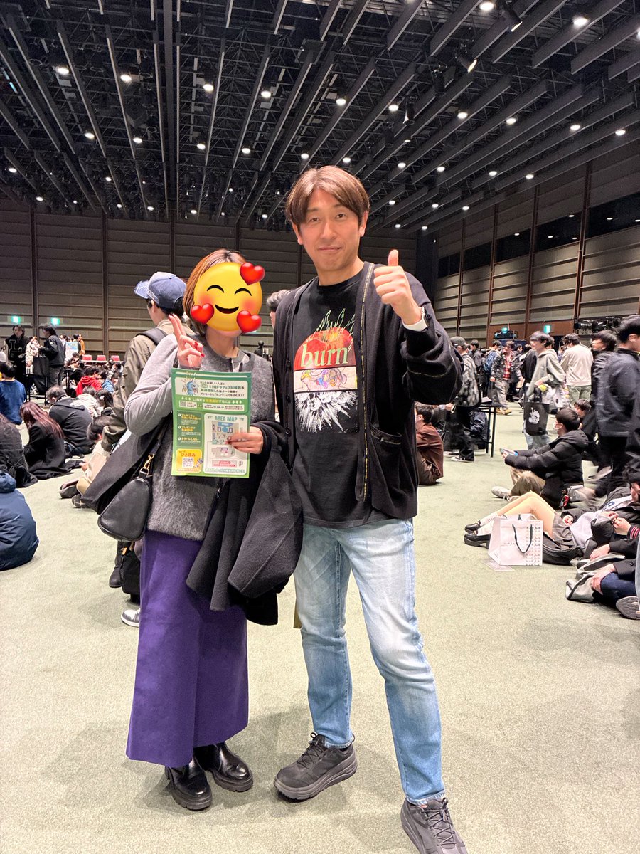 ひろよ tweet media