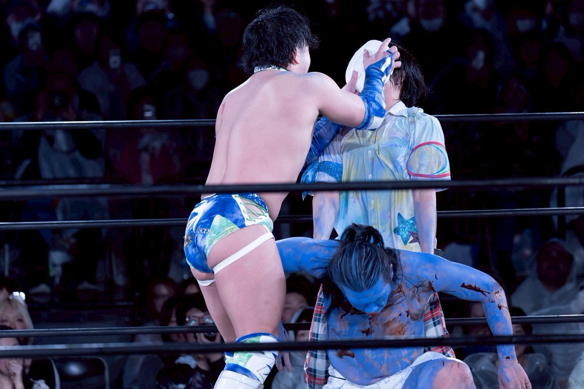 びしょ濡れでチョコまみれになった。こんなバレンタインは初めてだ