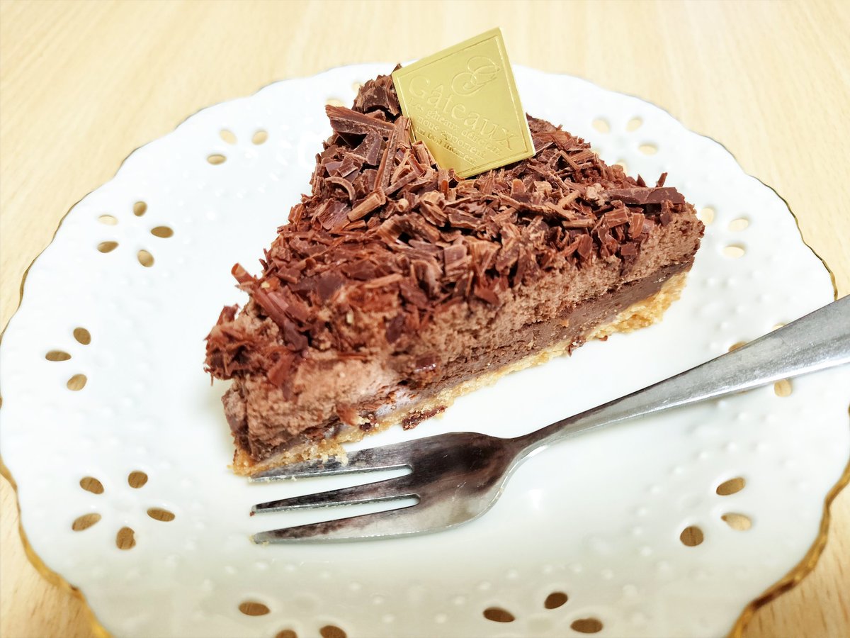 AkGamech's tweet photo. 今年はチョコタルトを作った(•ㅂ•)و
好評でした👍
レシピ考えてくれた方、ありがとう😊

長男は母のチョコは食べず、女の子に呼ばれて会いに行きました😜頑張れw https://t.co/e43ycmGA7w