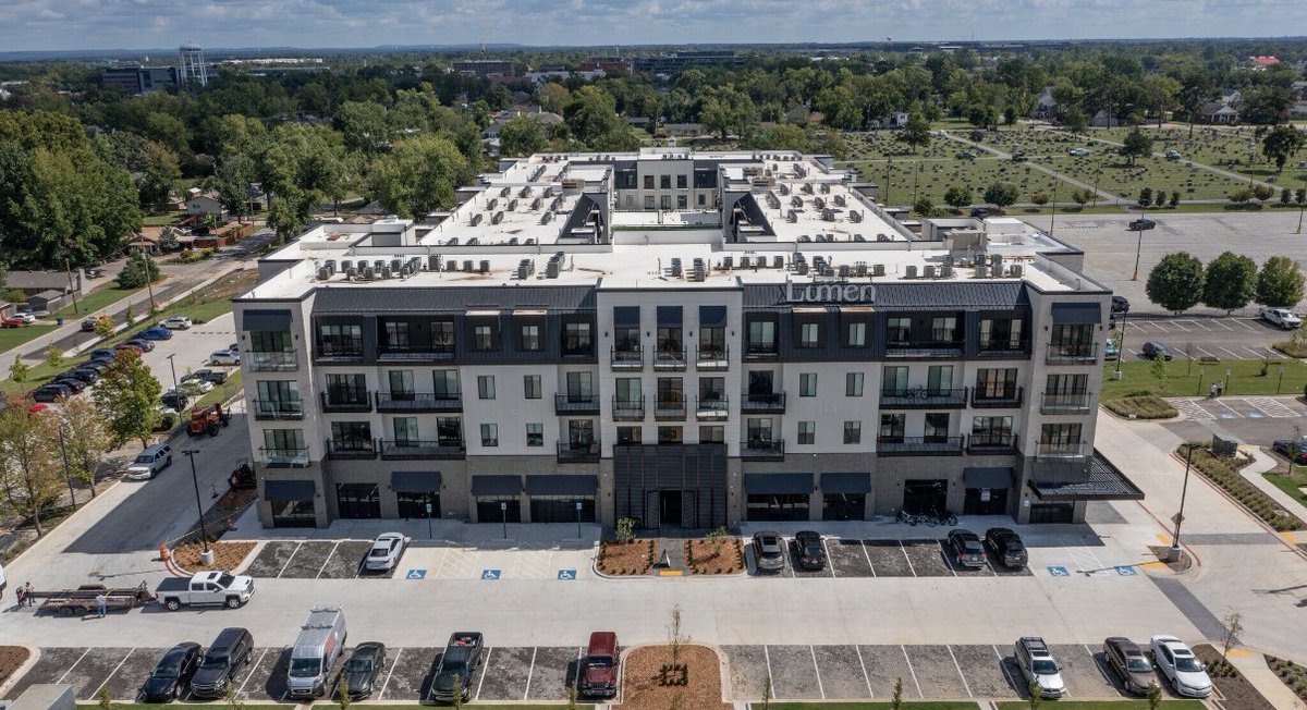 Alexander Roth tweet media