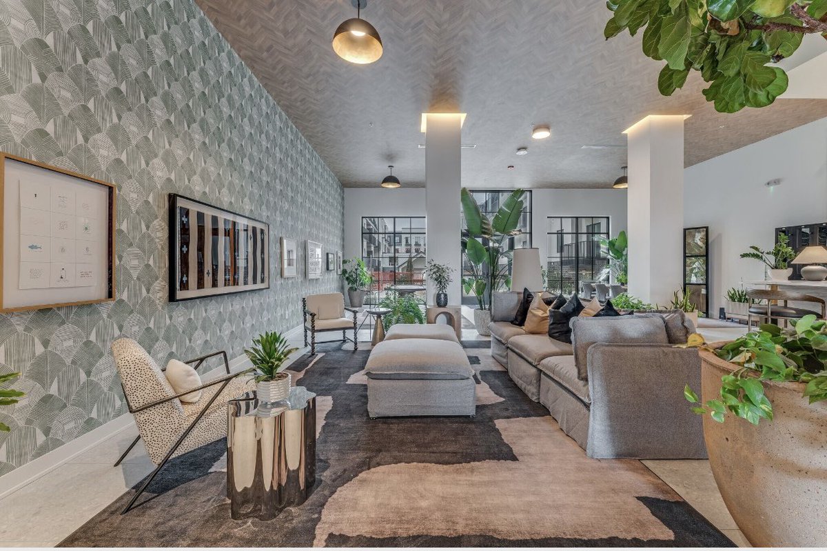 Alexander Roth tweet media