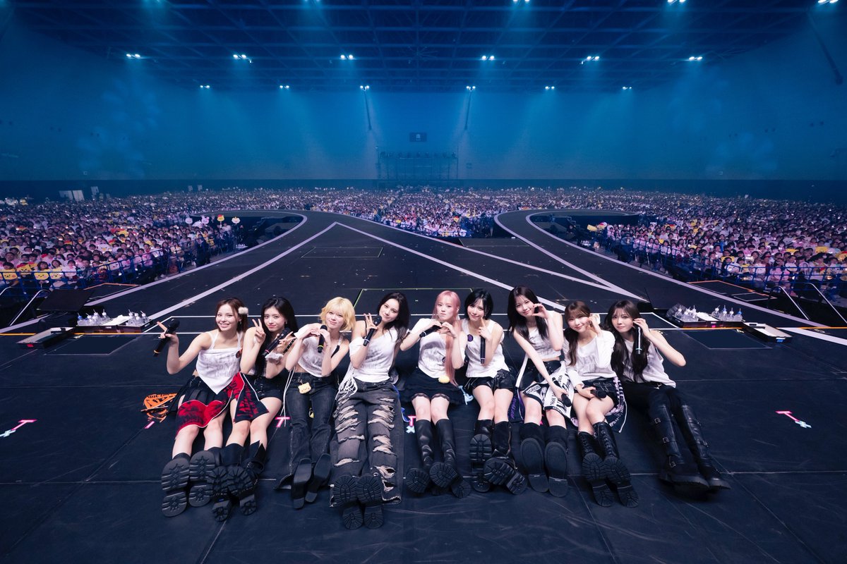 𝐍𝐢𝐳𝐢𝐔 𝐋𝐢𝐯𝐞 𝐰𝐢𝐭𝐡 𝐔 𝟐𝟎𝟐𝟔 “𝐍𝐄𝐖 𝐄𝐯𝐨𝐍𝐔𝐭𝐢𝐨𝐧"

[2026.02.14]
@ Aichi Sky Expo(愛知県国際展示場) ホールA

#NiziU #ニジュー #니쥬 #WithU
#NiziU_tour #LivewithU2026 #NEW_EvoNUtion