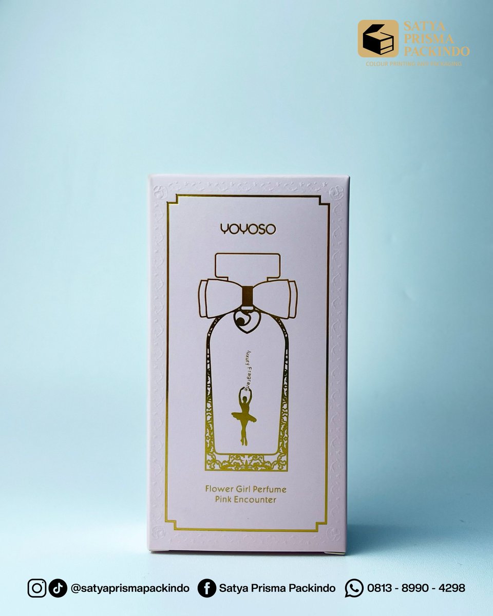satyaprismapack's tweet image. Soft. Feminine. Timeless. ✨

Flower Girl Perfume dengan balutan pink lembut dan aksen gold yang elegan.
Simple, classy, dan tetap premium.
Pink box dengan emboss &amp;amp; foil gold finish — clean look, luxury feel.

#PackagingCustom #KemasanCustom #CustomPackaging #PerfumePackaging