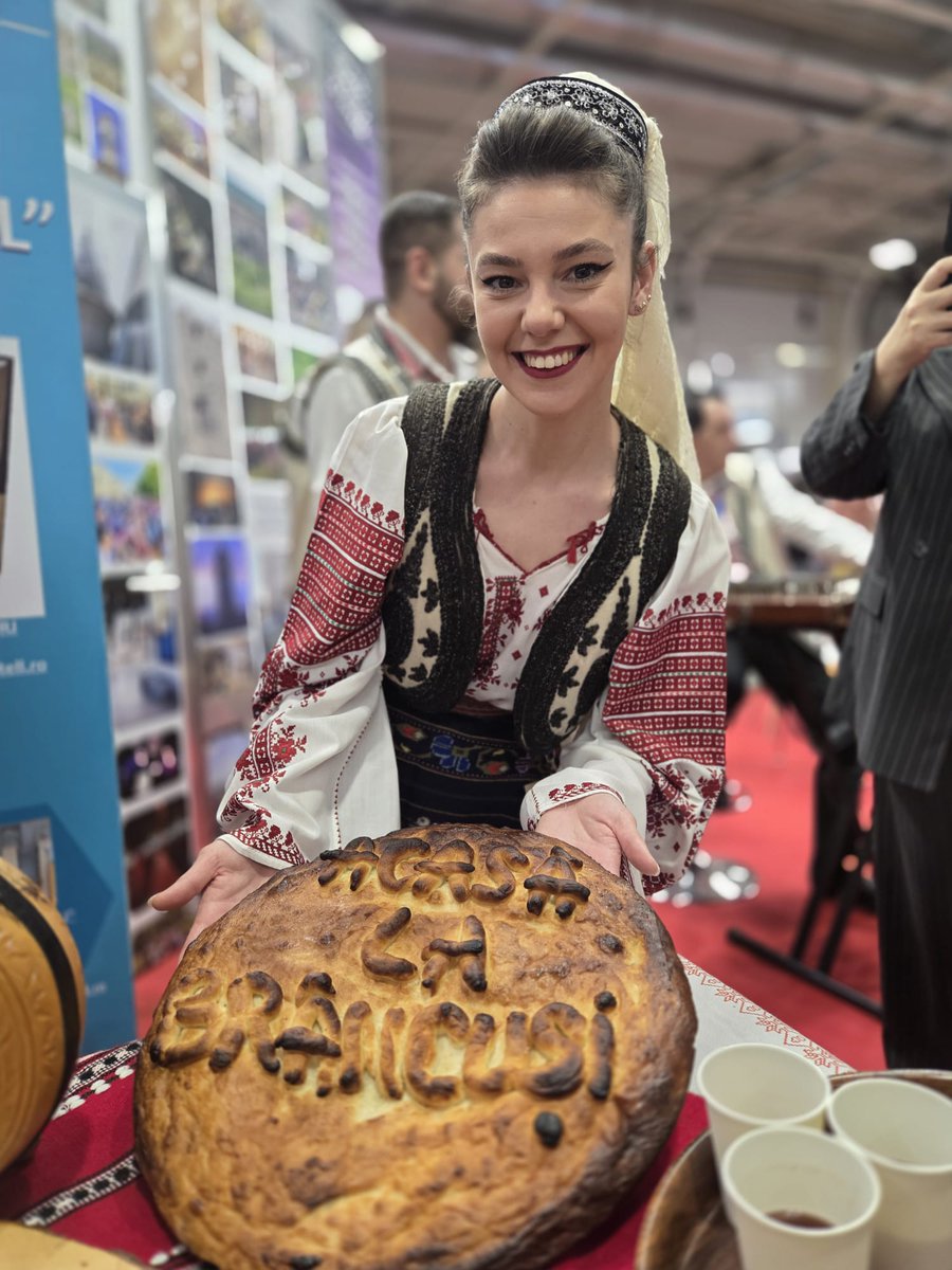 Brandusa Predescu tweet media