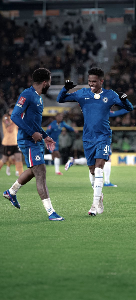 mrderby64's tweet image. Estevao &amp;amp; Reece James Wallpaper 4k❤️‍🔥

#Wallpaper #Chelsea #Estevao #4k 
-
t.me/mrderby64