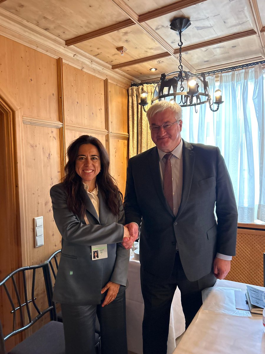 It was a pleasure to meet with UAE Minister of State Lana Nusseibeh in Munich.

We discussed peace efforts following two rounds of talks in Abu Dhabi. I thanked the UAE for all of its efforts to accelerate peace process. Ukraine appreciates this and relies on the UAE’s active