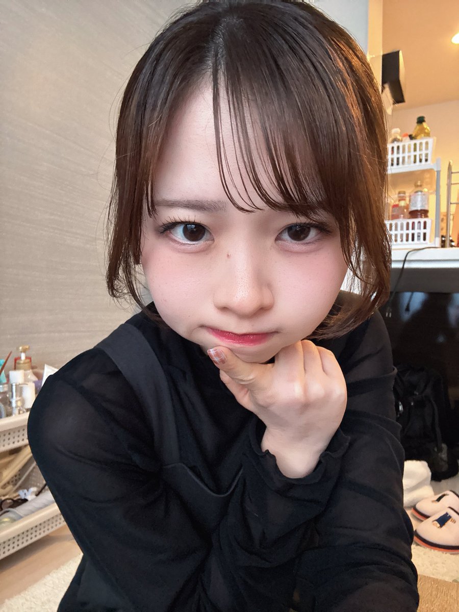 ハル tweet media