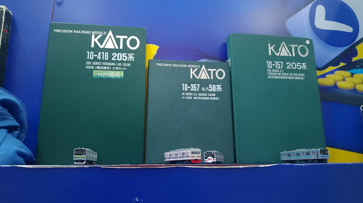 emefpee_media's tweet photo. 今日、私は最新製品である205 83+64Fと205 5000/205 5Fを発表するために、BNIシティステーションのカトーのブースを訪問しました。それは本当に素晴らしい経験であり、継続的な成功でした。 https://t.co/3U4PyuABJi