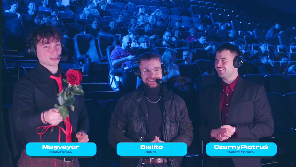 Roberto_Kurw1ca tweet media