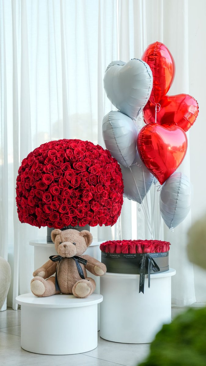 Happy Valentine's Day!❤️🌹💌 
We are open for delivery. DM to place orders. Show your loved ones somes extra love with customised gift baskets!

~ Ava 💕 
<a href="/LoveNSmiles_Ava/">🌸𝑳𝒐𝒗𝒆 & 𝑺𝒎𝒊𝒍𝒆𝒔💕</a>