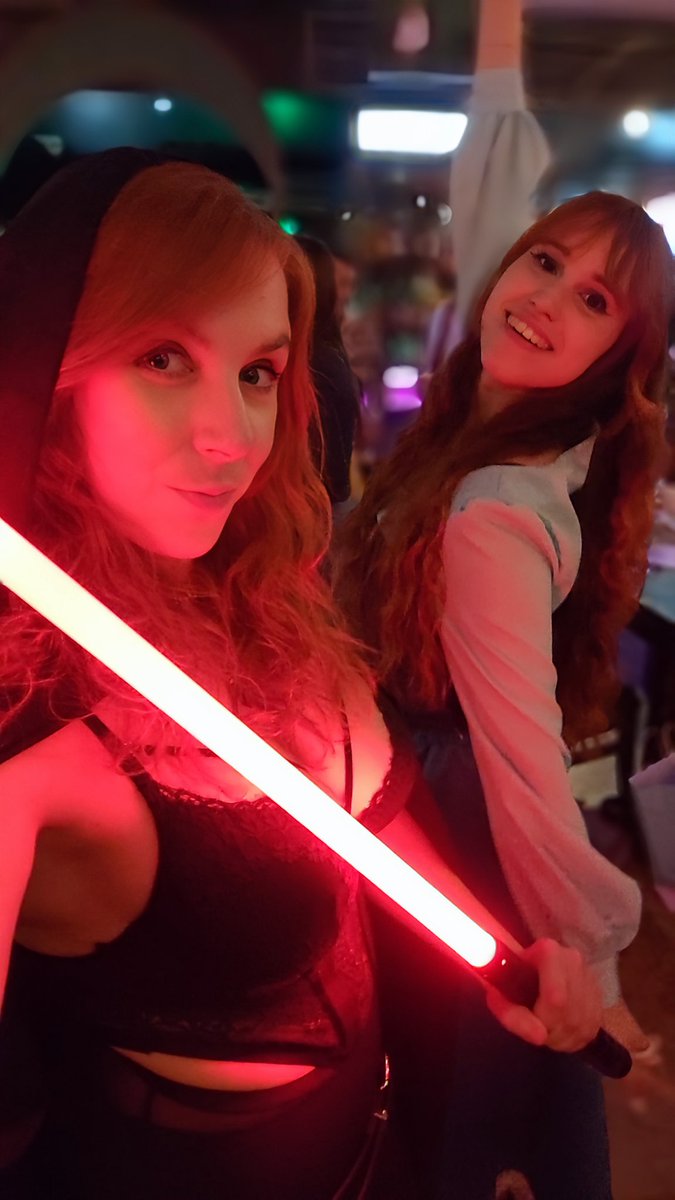 Ania Ac 🎮🎥 tweet media