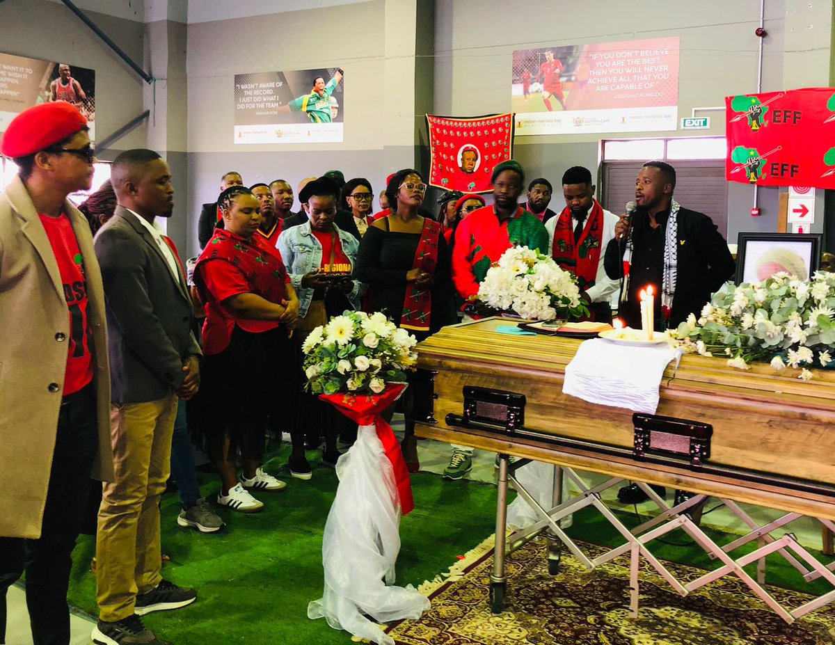 EFFEASTERNCAPE_'s tweet photo. [IN PICTURES]📸

EFF Provincial Command Team members , Sub-Regional leaders and fighters  led by the Provincial Chairperson, Commissar Zilindile Vena, passed words of comfort to mourners and the family of Thamsanqa “Bo” Madwara, the first Regional Deputy Chairperson of the EFF, as they laid to rest his mother, Mama Nomhle Evelyn Madwara, a committed EFF member in good standing.

May the spirit of Mam Nomhle rest in peace.