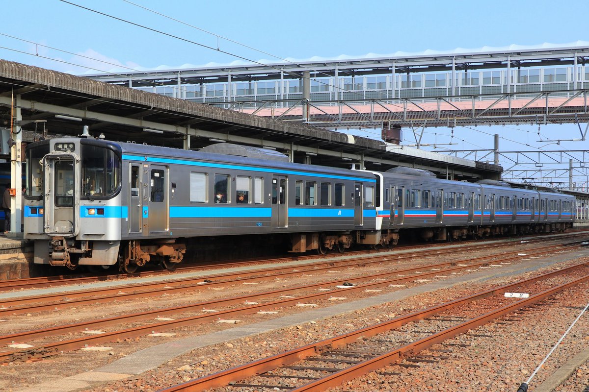 7108＋6000系第2編成の観音寺行
※2020年2月