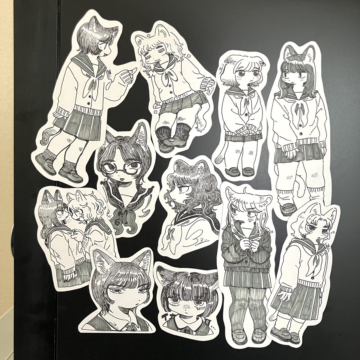 原画いろいろ持っていきます！
手に取りやすいお値段にしたので、ぜひお迎えしてもらえるとうれしいな〜☺️🍤