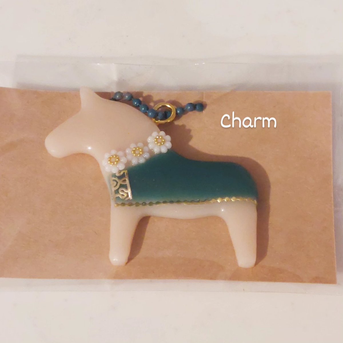 Clip-Clop tweet media