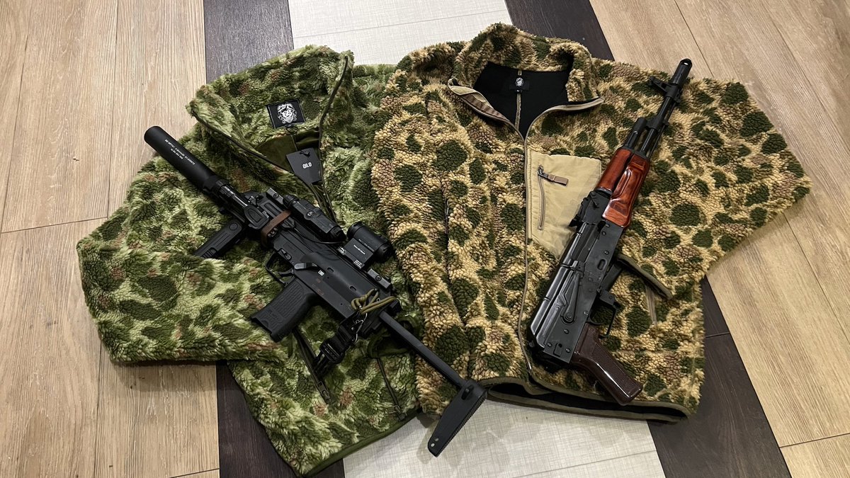 Pavel_Obrien's tweet photo. Twins 🐸 Jungle and Beach
#qilotactical #sherpa #eft #eftarena #vfc https://t.co/dWyR8V6OYz
