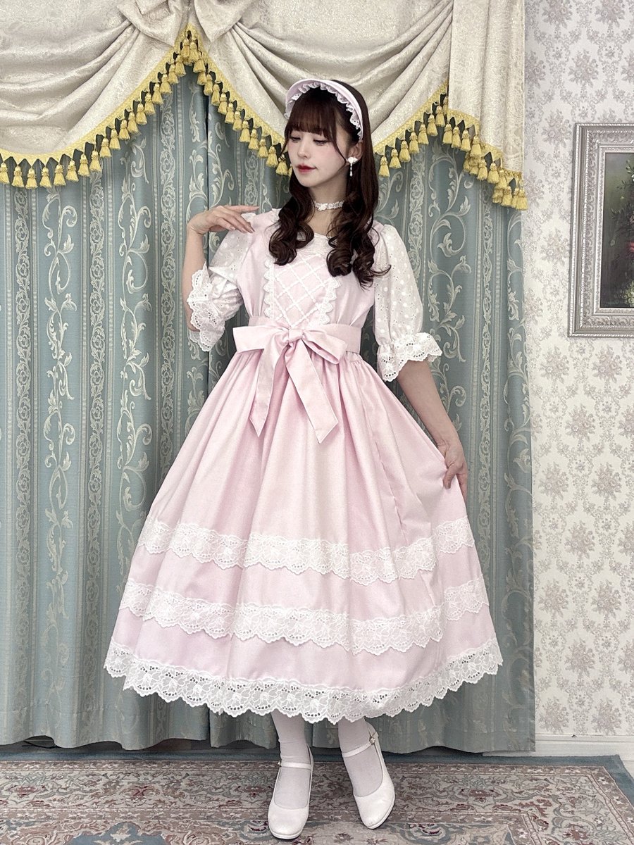 軽い、涼しい、可愛い！って思って
珍しくピンク予約しました🌸
暑さをを乗り切れそう…！