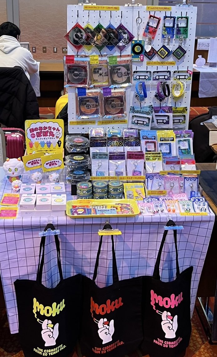 名古屋創作総会‼️ブースまでお立ち寄りくださった皆様‼️ありがとうございました‼️久しぶりにお会いできた方や初めましての方まで、いろんな出会いに感謝です☺️✨🙏そして新作MDコースターもいろんな方に手に取っていただけてとても嬉しいです‼️