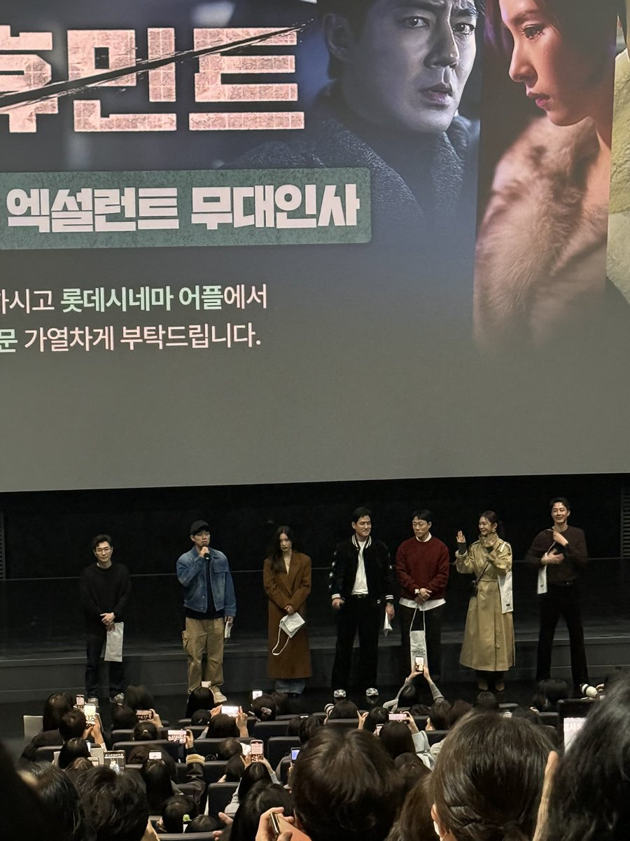 엄마랑 데이트
내 취향에 엄마가 협조해줫다😁🤞🤞