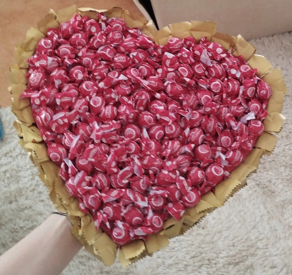 RotasMariposas's tweet photo. Un pequeño detalle que le he hecho a mi novio (sí, casi m lo como en el proceso jajaj) https://t.co/uuOsoOo5Gk