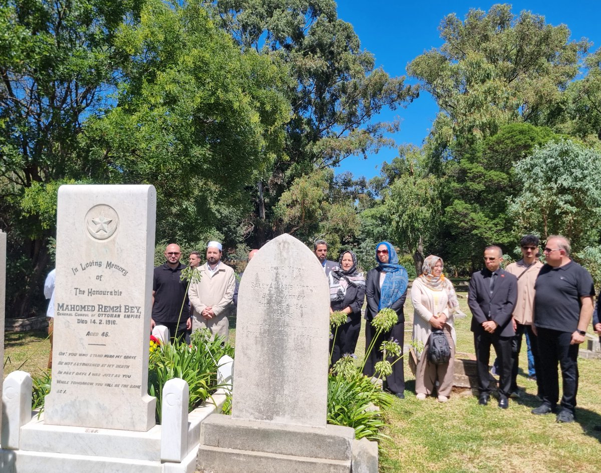 Today we honoured and commemorated Mehmet Remzi Bey, the last Consul General of the Ottoman Empire in Johannesburg, whose enduring legacy continues to strengthen the relations between Türkiye and South Africa.

May Allah (SWT) grant him mercy and eternal peace. 🇹🇷🇿🇦