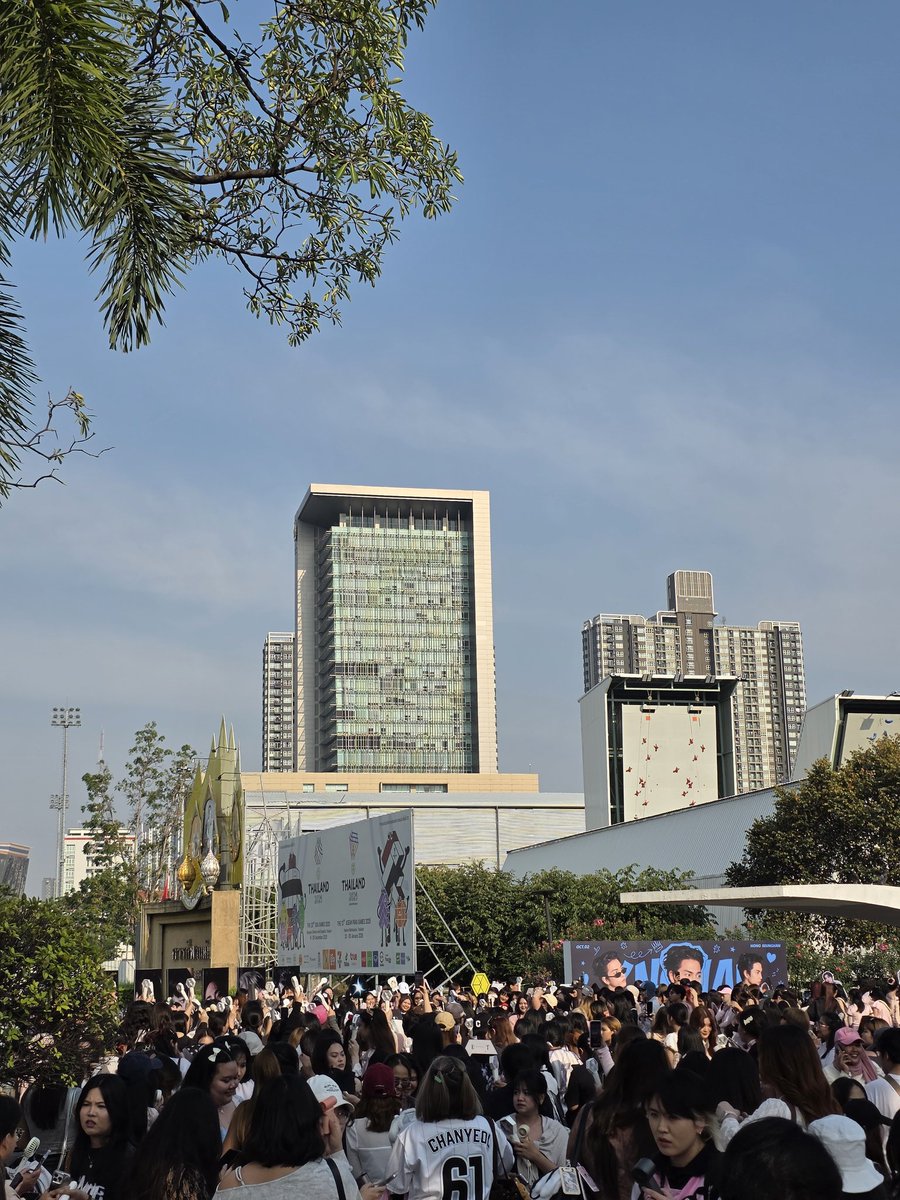 mine_lunana's tweet image. ดูจากภาพเราจะกดบัตรคอน6ได้ไหม
#EX9inBKK
#EXOatSMTOWNBKK