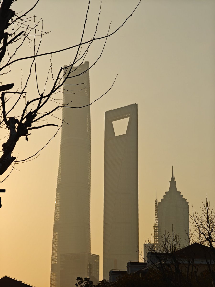 Not active on CT past 2 days..I seems has miss a lot.
<a href="/xeetdotai/">xeet</a> introduce creator cards ..

What else did I missed..
Away for 2 days like away for a years.
CT don't have break