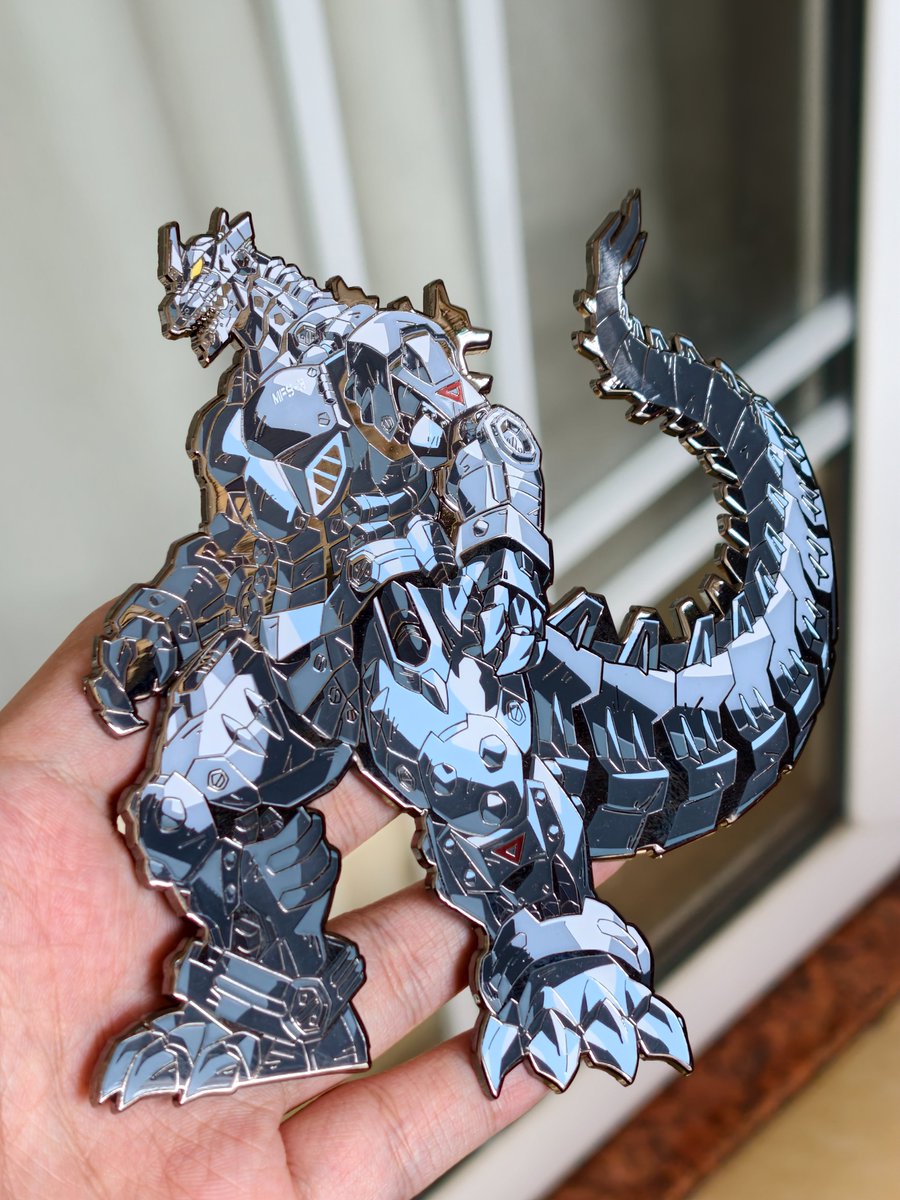 老图授权做的金属徽章~（无售卖）