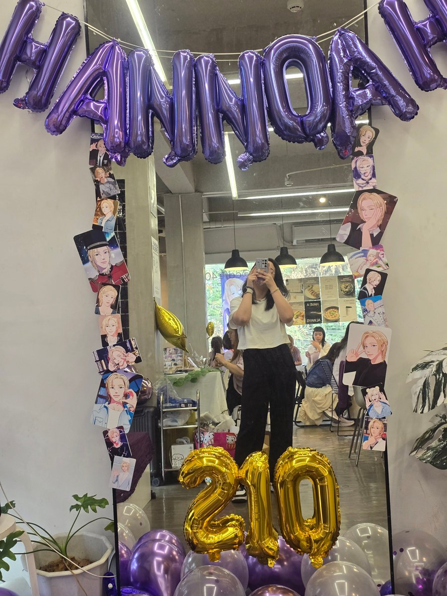 ONE 💜🖤✨️ tweet media