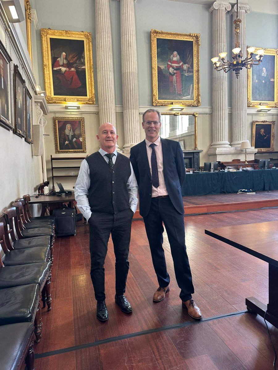 Dr. Marcus De Brun tweet media