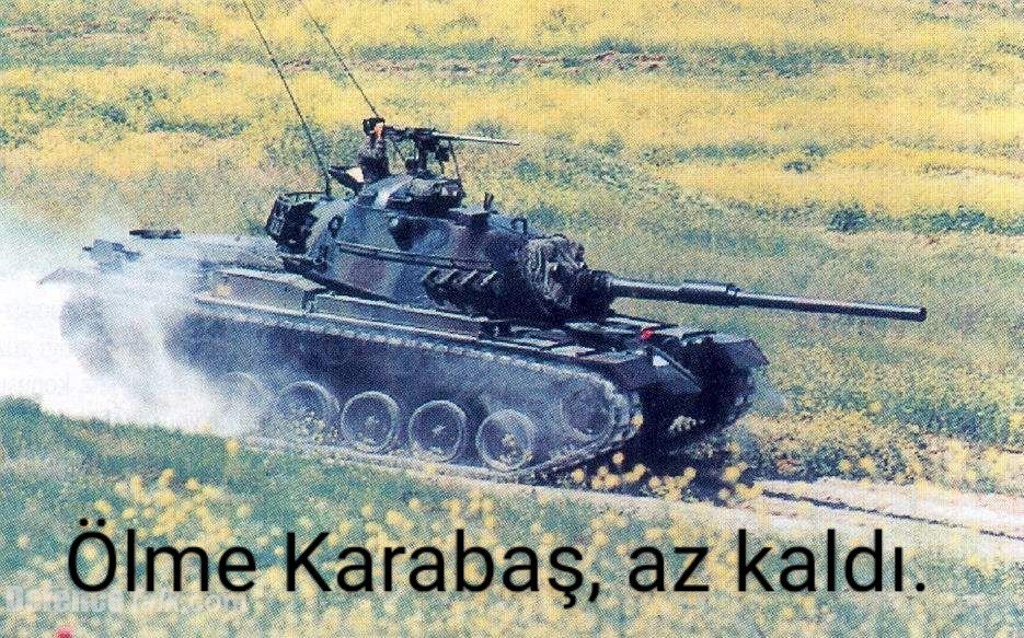 ESKİ AMA HURDA DEĞİL...

M-48 nam-ı diğer "Dede" artık Somali'nin terörle olan mücadelesinde aktif rol alacak.

Dede'nin emekliliğe daha çoook var.