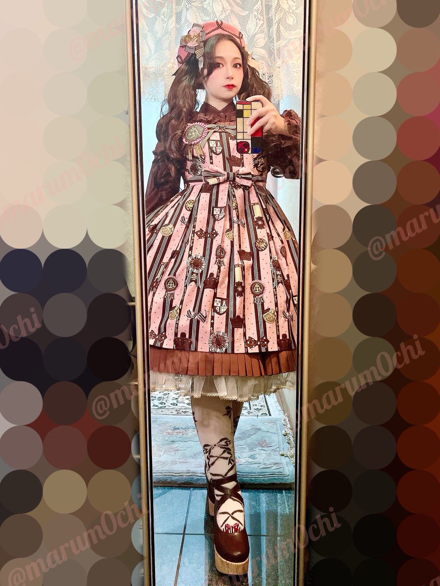 今日こんな感じでした。
バレンタインなのでチョコロゼのピンクを着たぞ〜🍫🩷アポロチョココーデ🍓貴重なピンクです