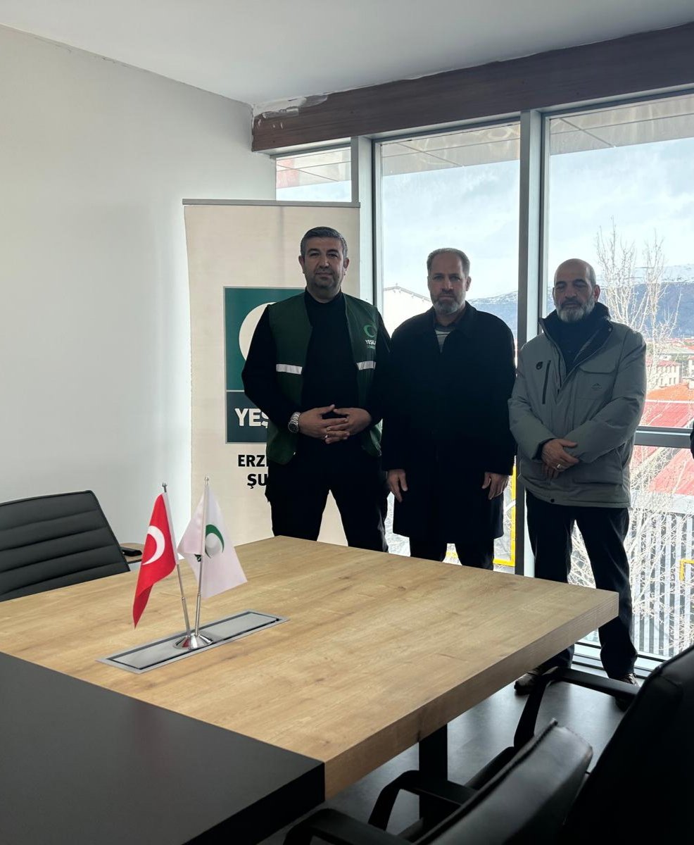 “İki nimet vardır ki insanların çoğu onları değerlendirmede aldanmıştır: Sağlık ve boş vakit.”
(Hadis)
Yeşilay şube üyesi Yakup Ünal ve yetkilileri ile çok verimli bir görüşme gerçekleştirdik, çalışmalarında başarılar dilerim 
Sende sigarayı bırakabilir sin.

#SigarayıBırakmaGünü