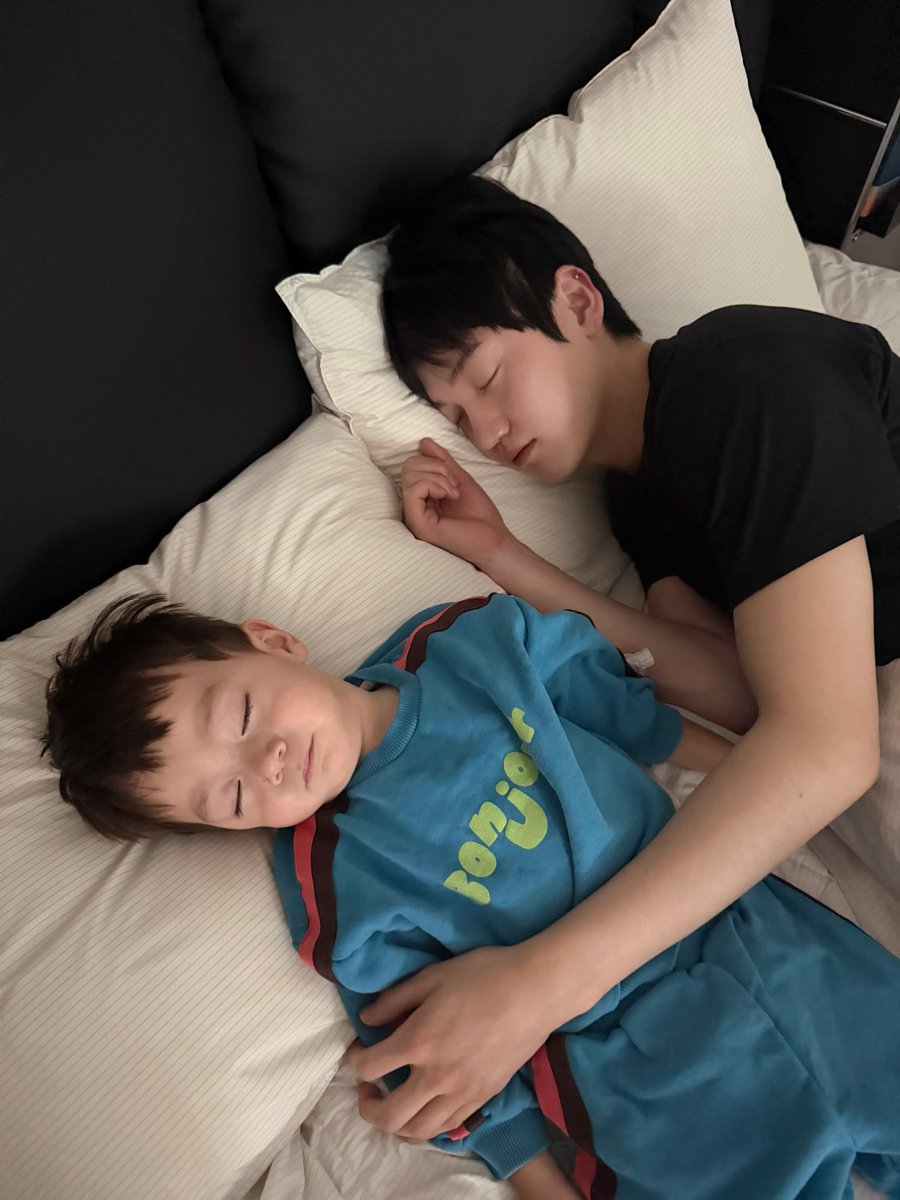 onf_feed's tweet image. drefukunaga Instagram Update with #승준 #SEUNGJUN 

"#Sleeping #baby #드자 #승자 😴🌙"

▶️ instagram.com/p/DUu_ewoEnVB/
@WM_ONOFF #온앤오프 #ONF