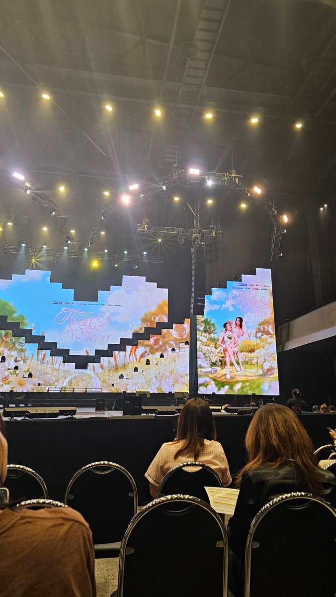 ก็ใกล้มากอยู่

GINJAY HEART TO ALKEY 
#GinnyJaynaFirstFanconTH