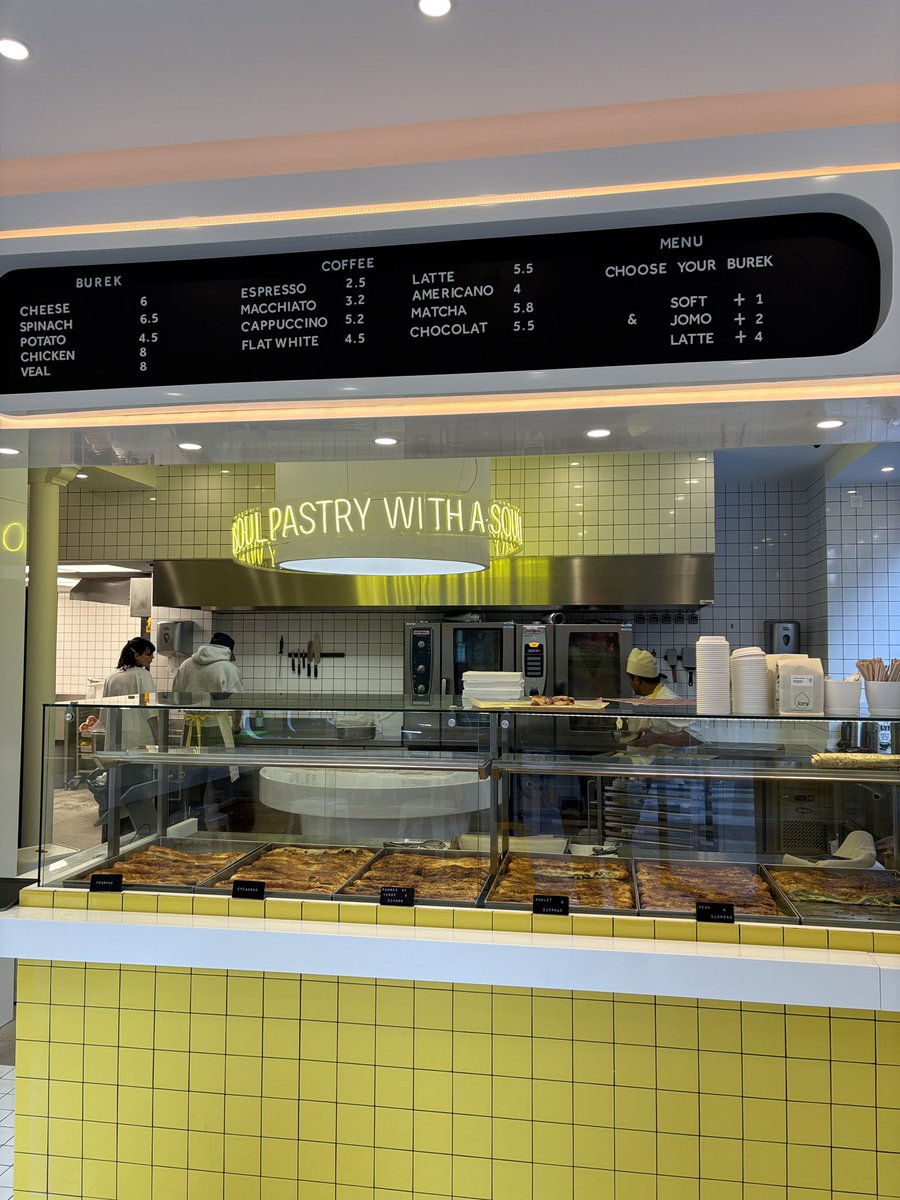 Les Tasters tweet media