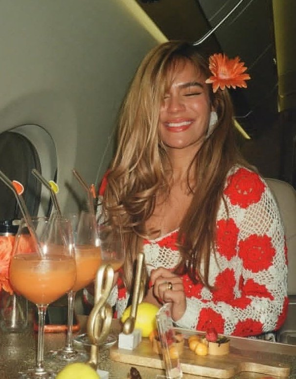 feliz vida mi reina <a href="/karolg/">LABICHOTA</a> 🧡