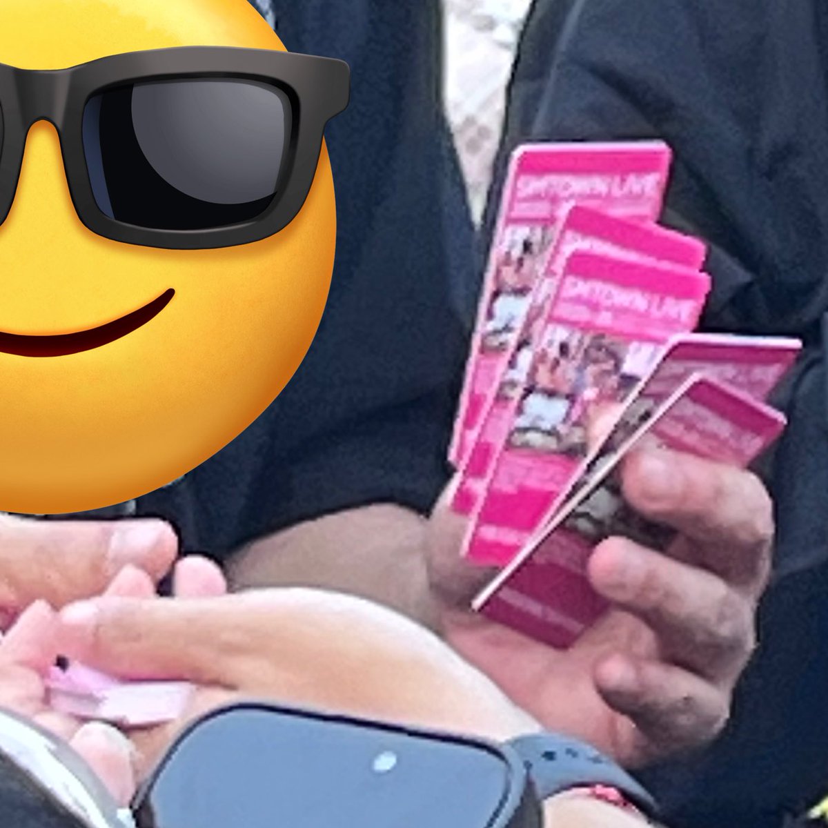 ห้ะ เป็นปึ้ง ขนาดบอกตอน4โมงเย็นว่าจะหมดแล้ว เหลือนิดเดียว #SMTOWNLIVE2025_26_BANGKOK