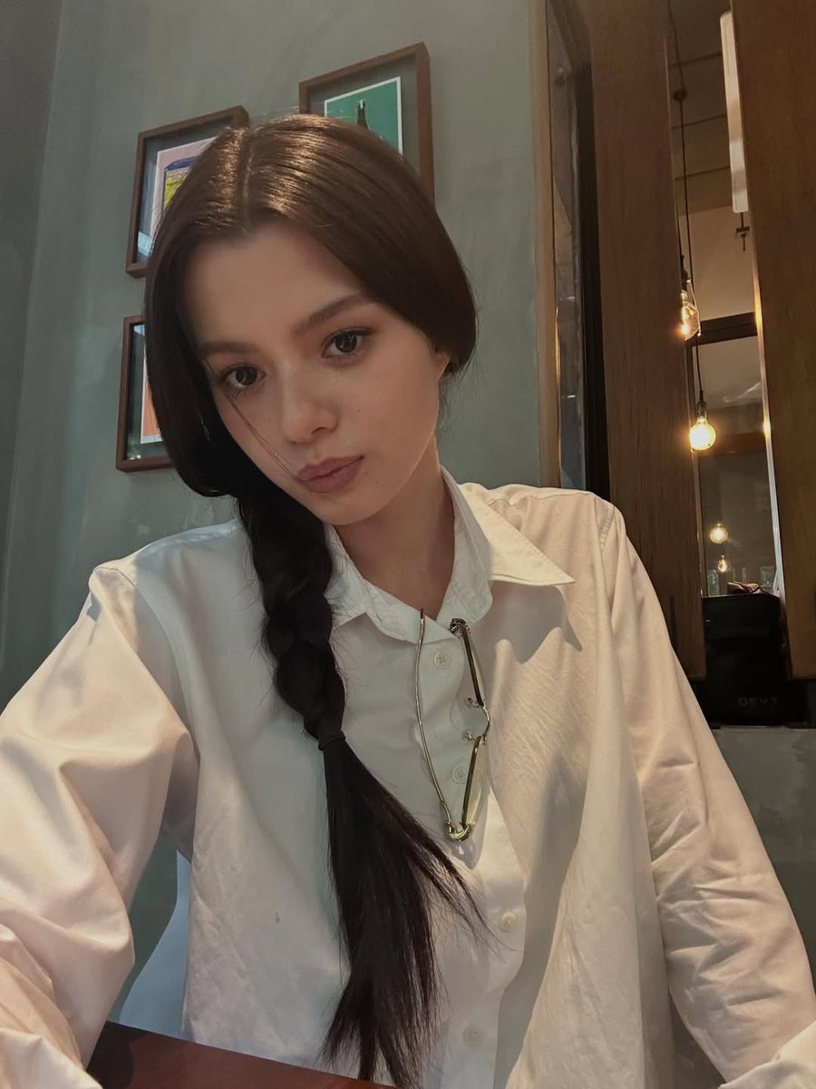 girlfreen tweet media