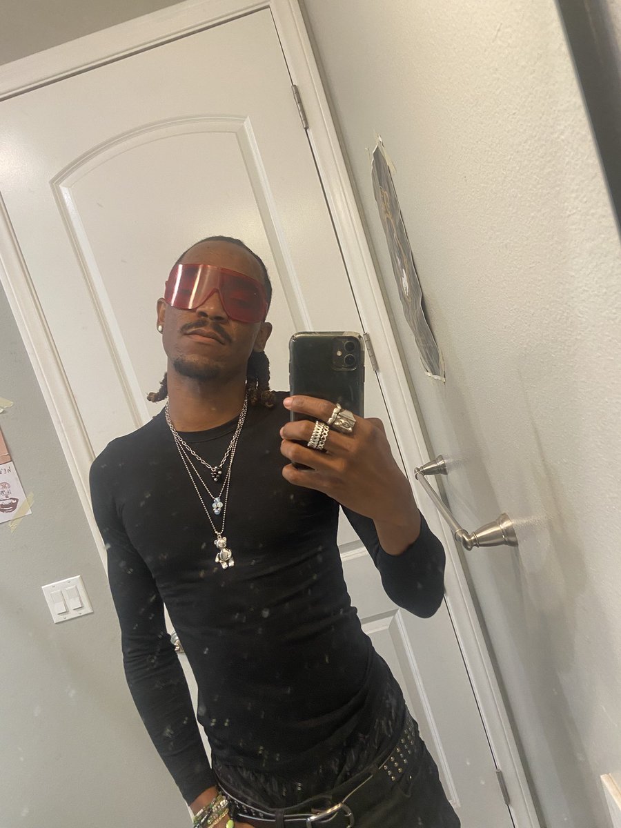 PRETTYREEF (@shareef_grady) on Twitter photo 