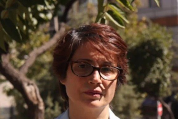 نسرین ستوده، وکیل حقوق بشر ایرانی خواستار مداخله بین‌المللی به دلایل بشردوستانه شد
این یک قدم بجلو است اما کافی نیست  پشتیبانی از شاهزاده برای رهبری #انقلاب_شیروخورشید و دوران گذار تعین کننده است. انتظار دارید بعد از فروپاشی و در هرج و مرج سیاسی کسی را برای رهبری پیدا کنید.
