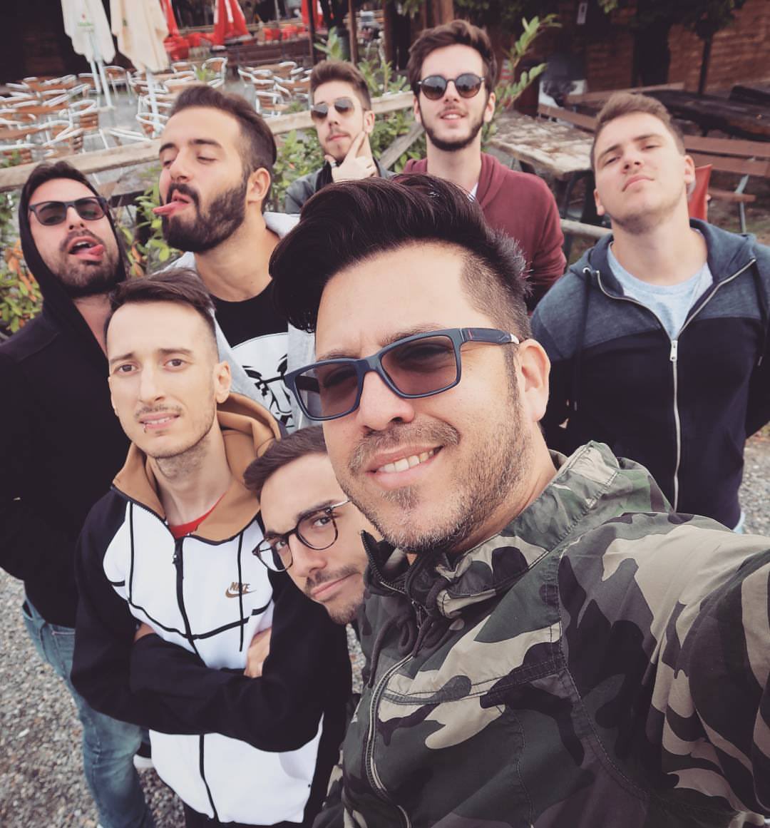 succoalfico's tweet photo. Hey pupa.. stasera sei impegnata. 
Non è una domanda.
Stasera la passi con noi. https://t.co/e2XkXPjpzb