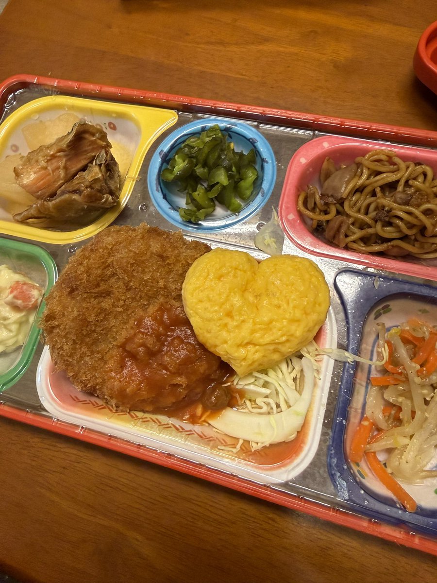 今日の宅配弁当は､バレンタイン仕様でした💕