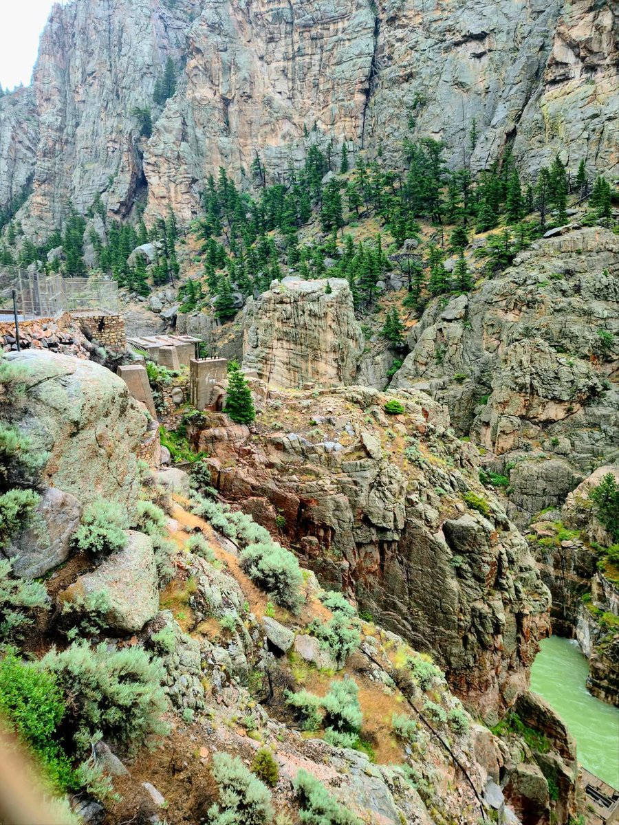 russcar10now's tweet photo. Good morning from Wyoming https://t.co/FFbk30V3Lf