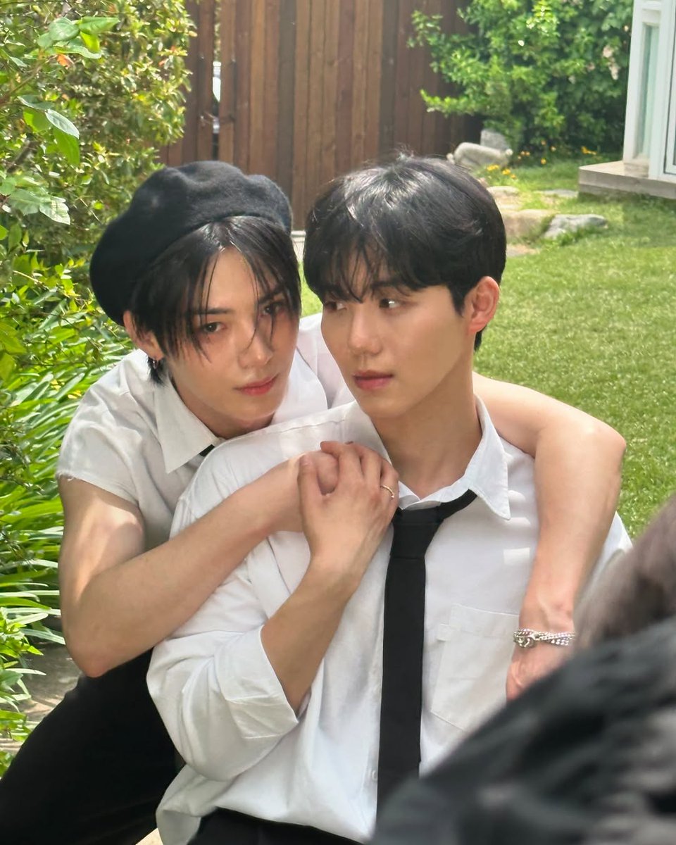 u_nnnn1's tweet photo. 배우 군대 다녀오면 즌투 나와야하는 벨드 2개
>> 재즈처럼 &amp; 거뱀어 <<
도윤주하 은호규민 제발섭커좀제발 섭커충인절살려주세요 https://t.co/rroC1uqwa6